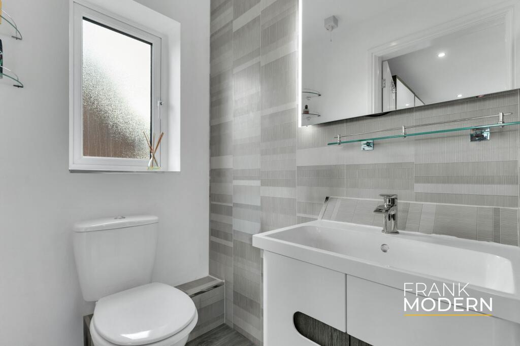 Bedroom Four En-Suite