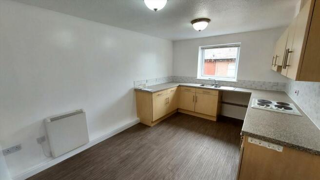 24242 162367R IMG 09 0000 Max 656x4 T202509161558.jpeg