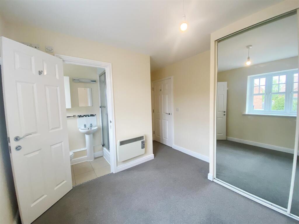 7 Baker House, Ivy Grange