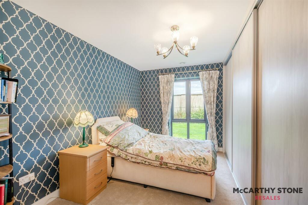 8619799-interior05.jpg