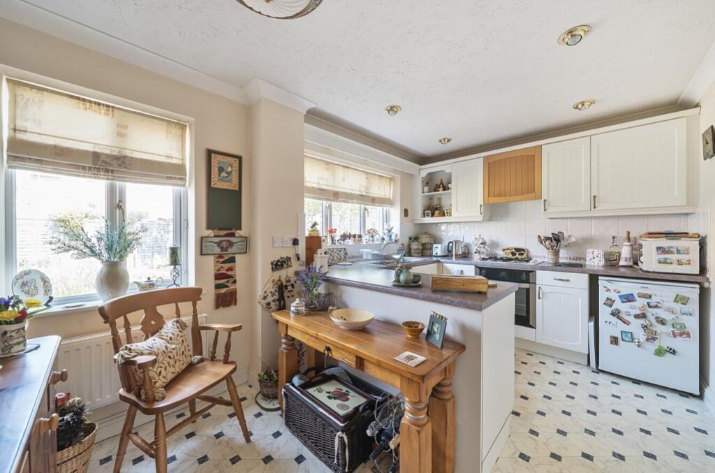 1307055-15-684c585242d7d