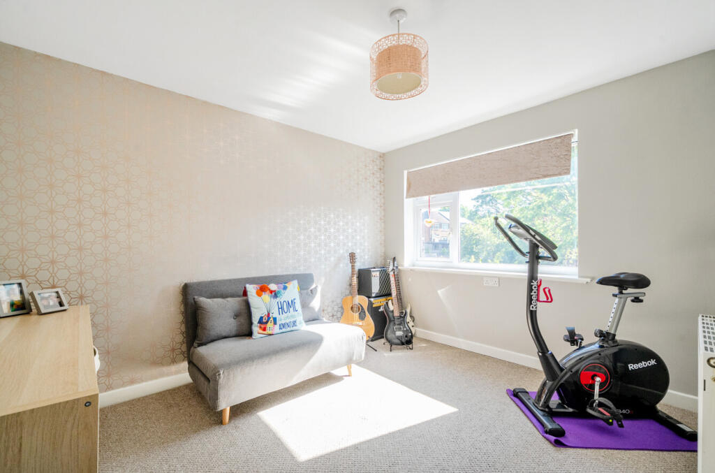 4-682307db2b535-1...