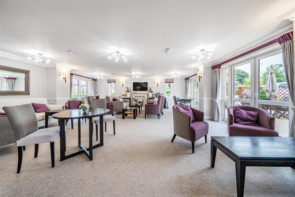 Owners Lounge (3).jpg