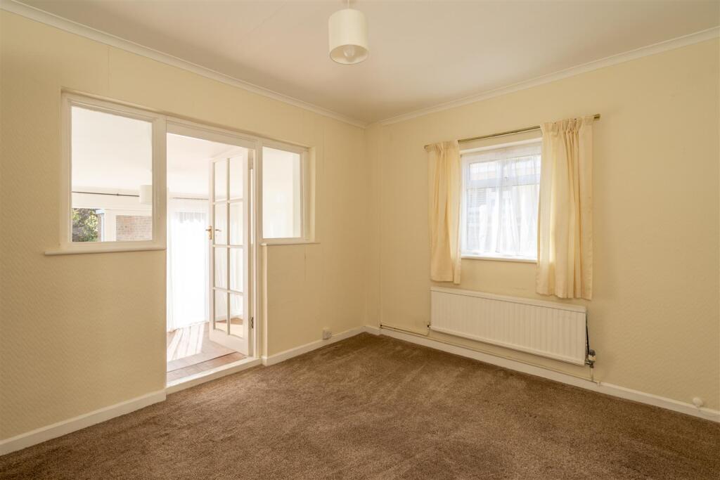 Bedroom 2.jpg