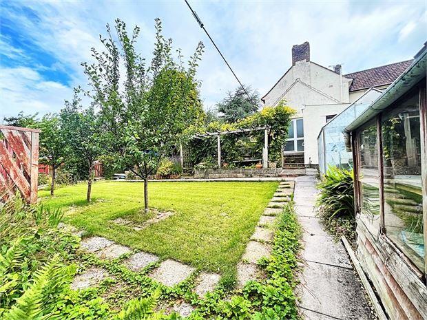 Wrap-around Garden