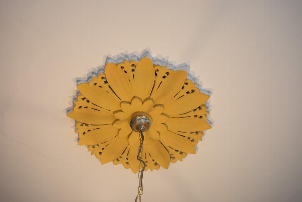 Ceiling rose