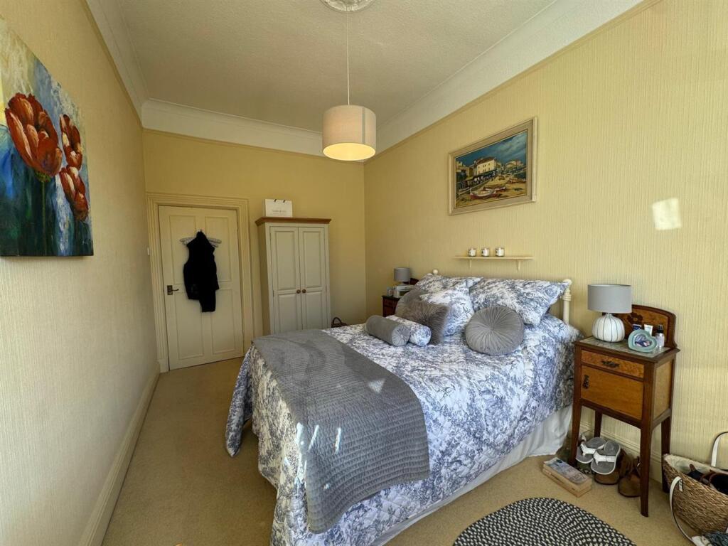 Bedroom 2.jpg