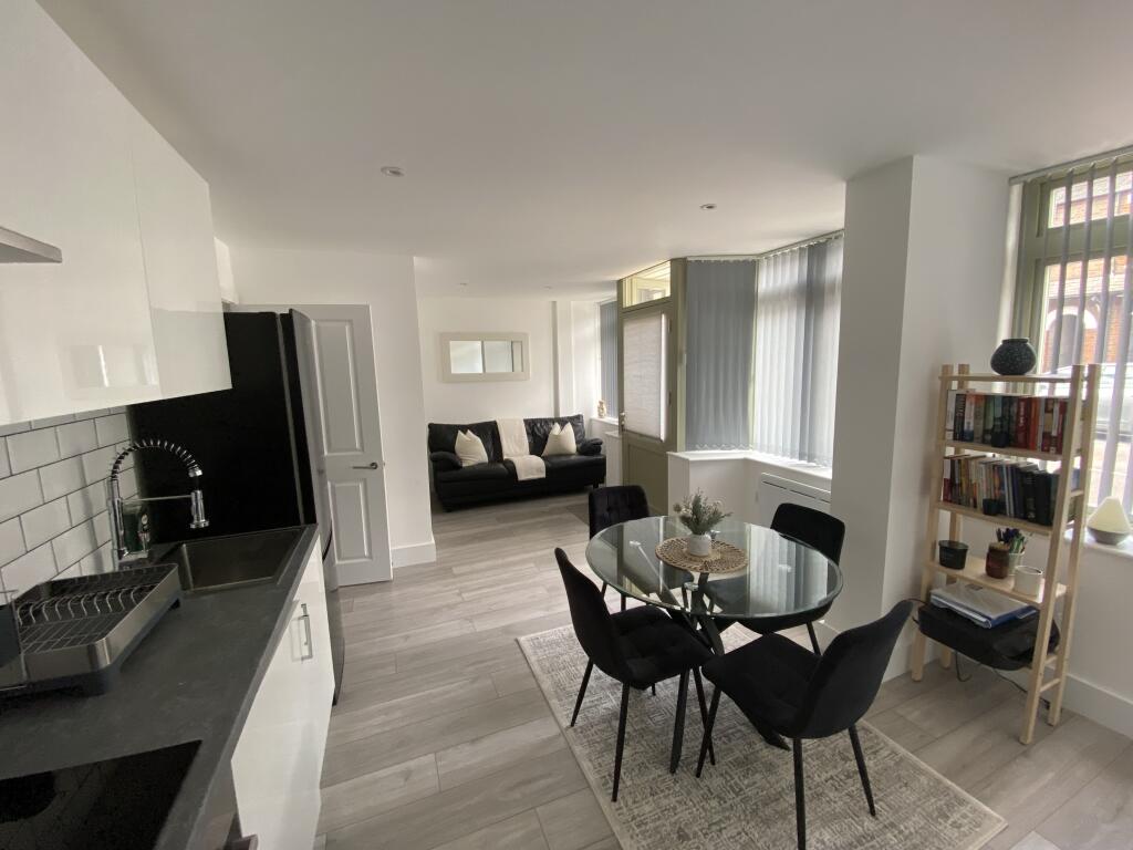 12 Nascot Street, Watford, 