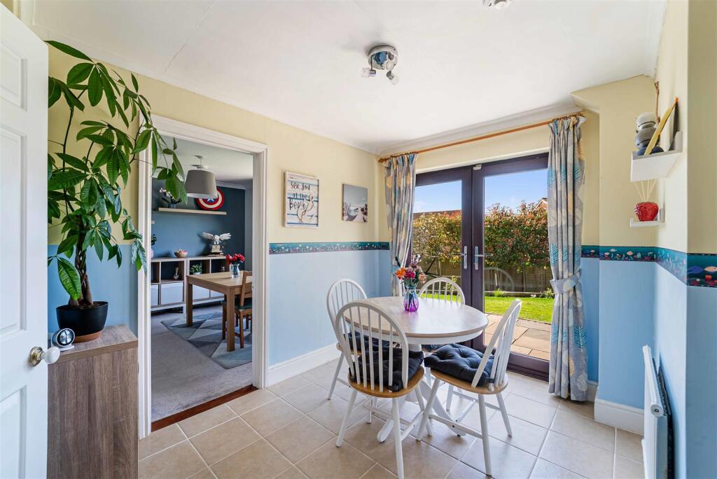 Breakfast Room