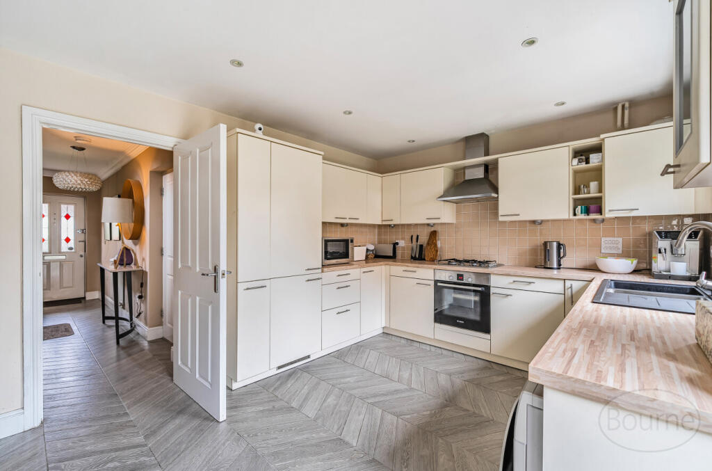 f6c5d123-d1a7-4db...