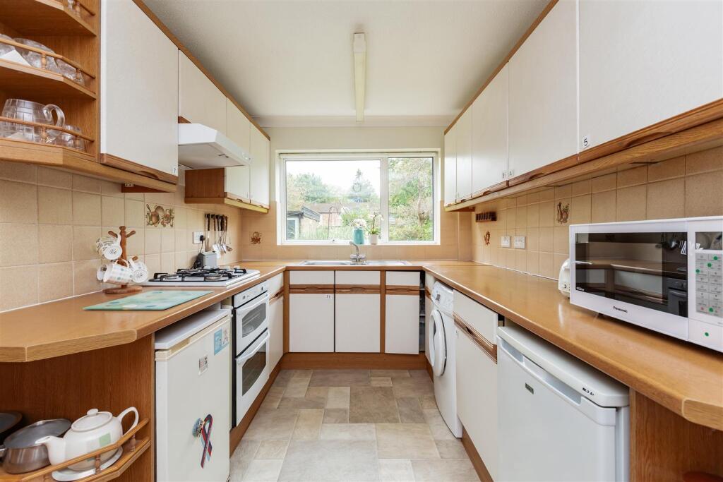 110 Manor Forstal-HR10.jpg