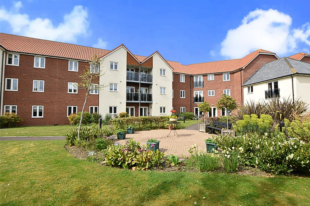 REAR VIEW OF THE PROPERTY