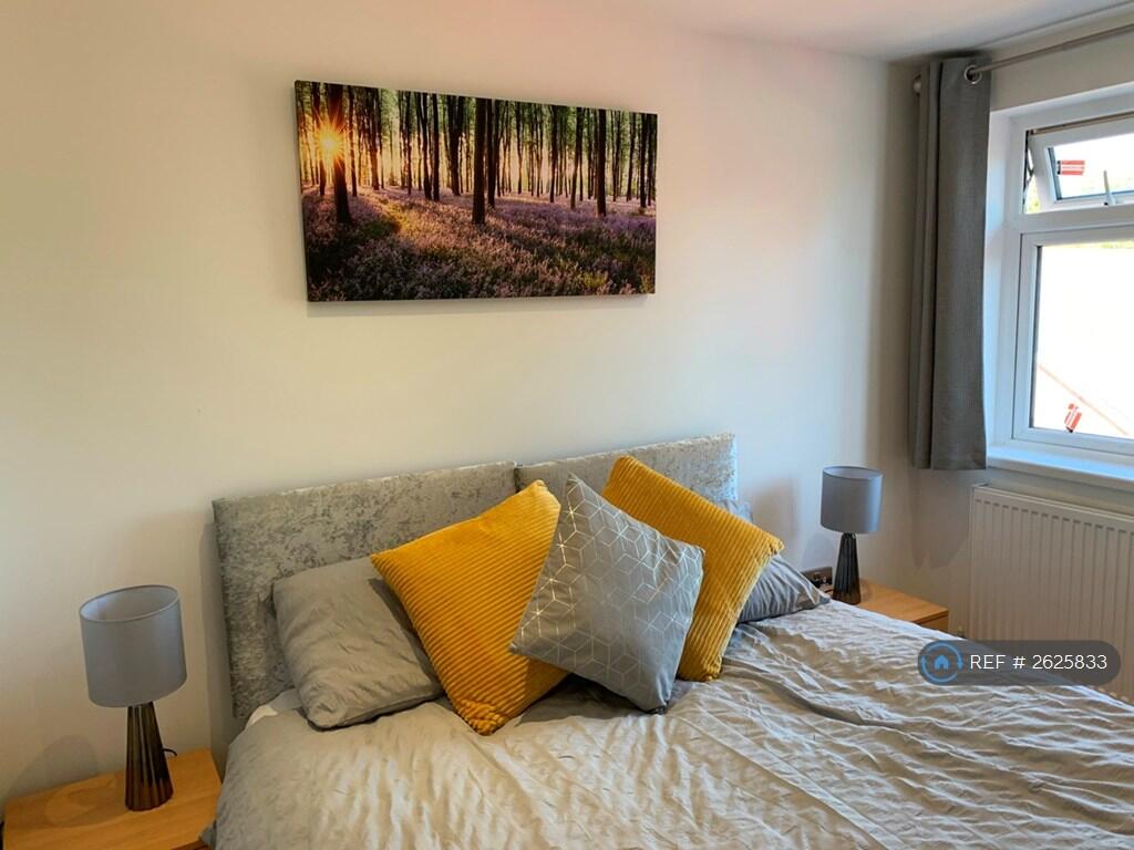 Double Bedroom 3