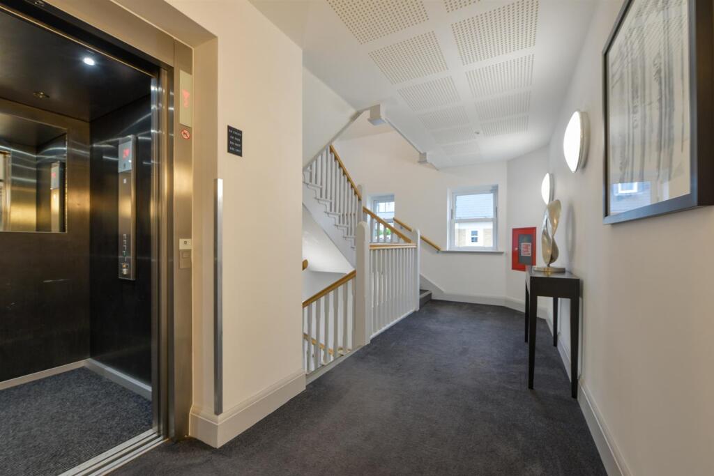 Henrietta Place Tunbridge Wells23.jpg