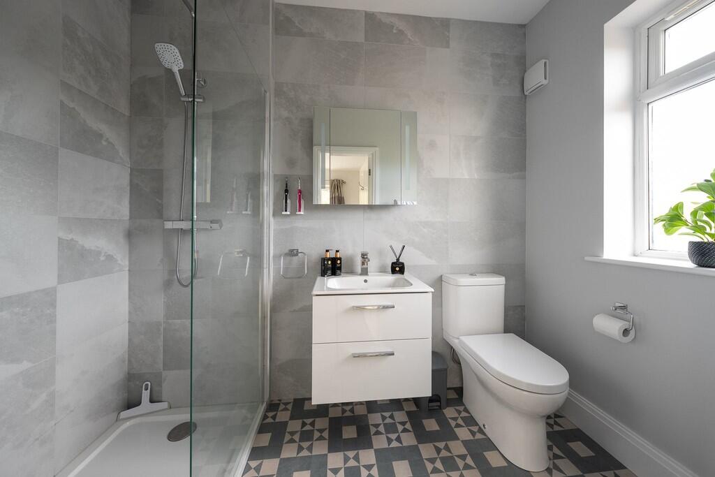 Master Ensuite