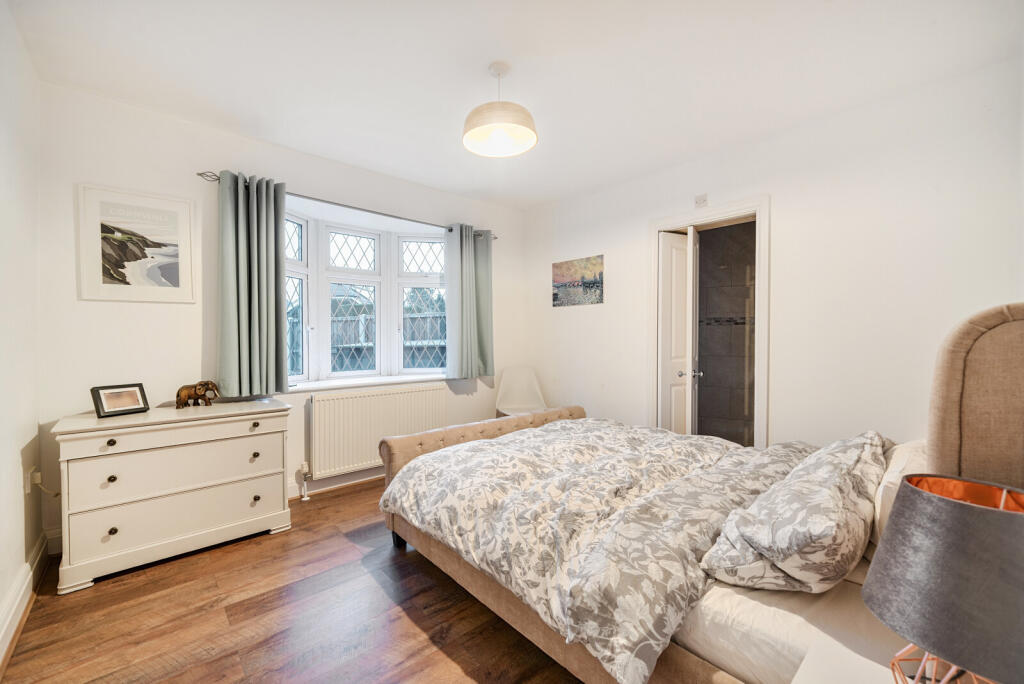 1388379-7-69403ca...