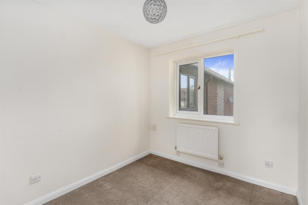 3 Ivatt Walk, Banbury-18.jpg