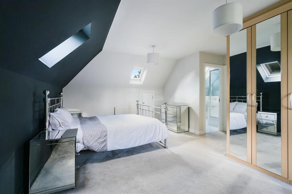 KINGSWOOD GRANGE, FLAT 24- (12).jpg