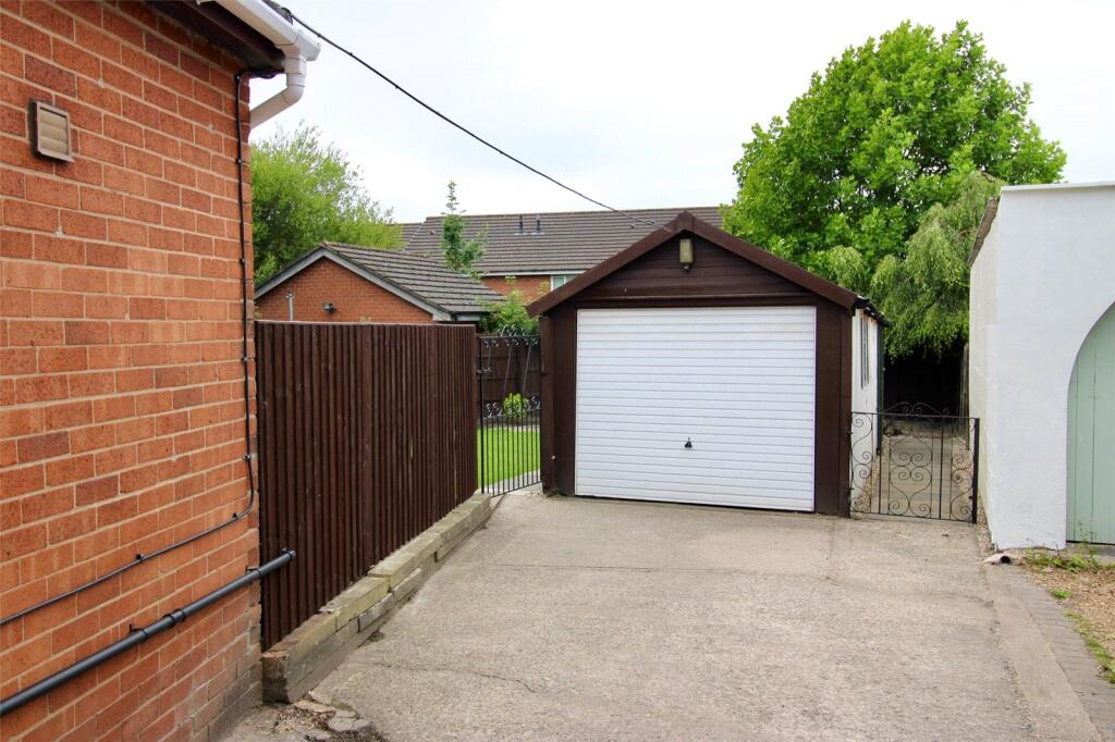 Driveway &amp; Garage