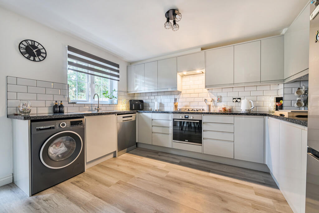 1350184-17-68c83f...