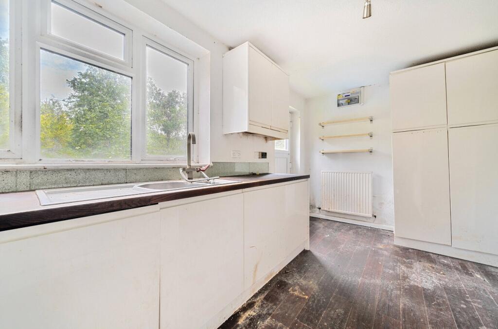 1305155-10-684ac0...