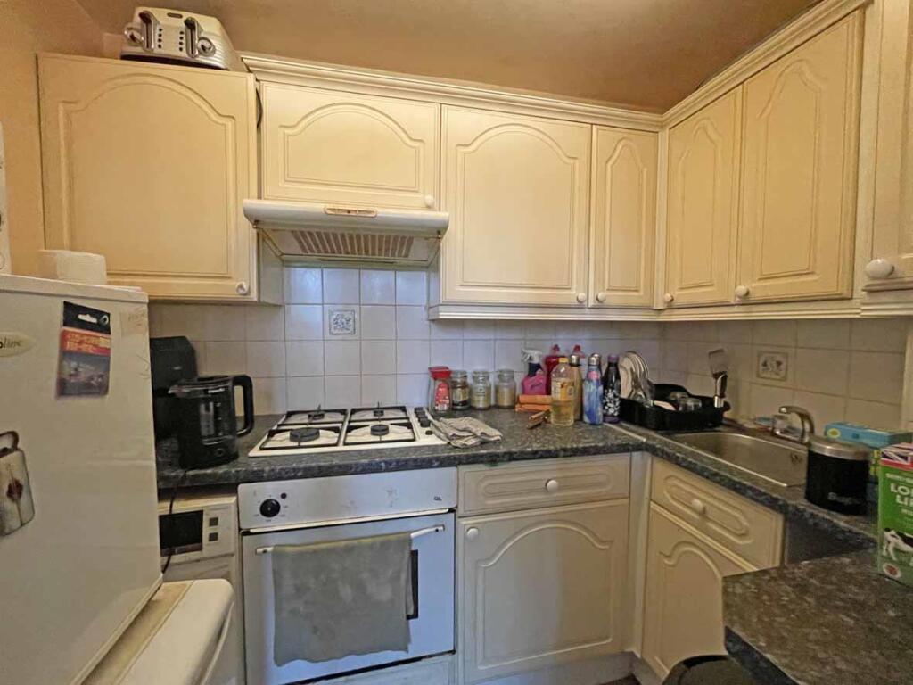 Salisbury Road 94b - Living Room Kitchen.jpg