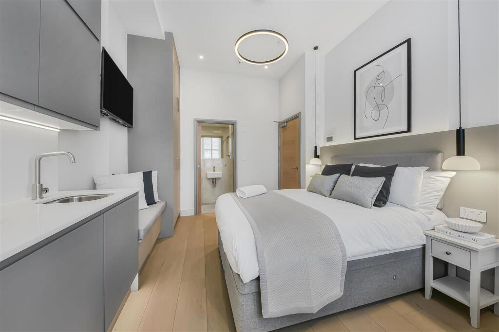 One Stay - Studio 6 - Bedroom - Image 4.JPG