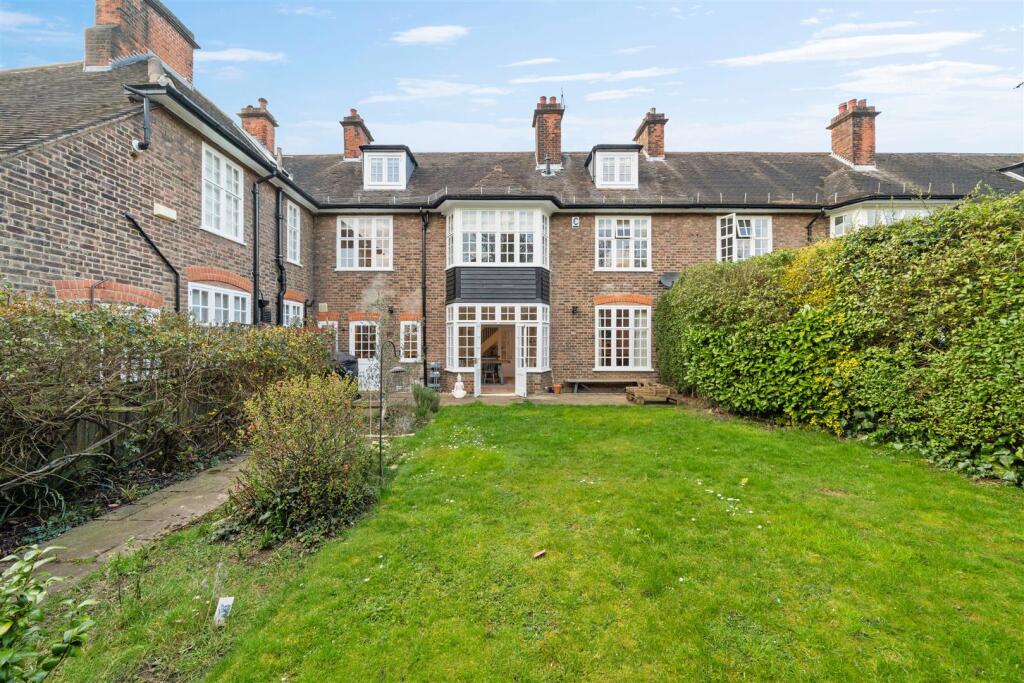 Hampstead Way-No Watermark-4.jpg