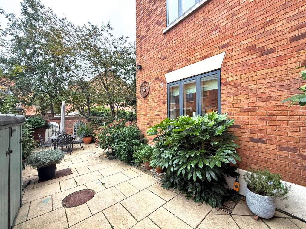 thumbnail_image2 (1).jpg