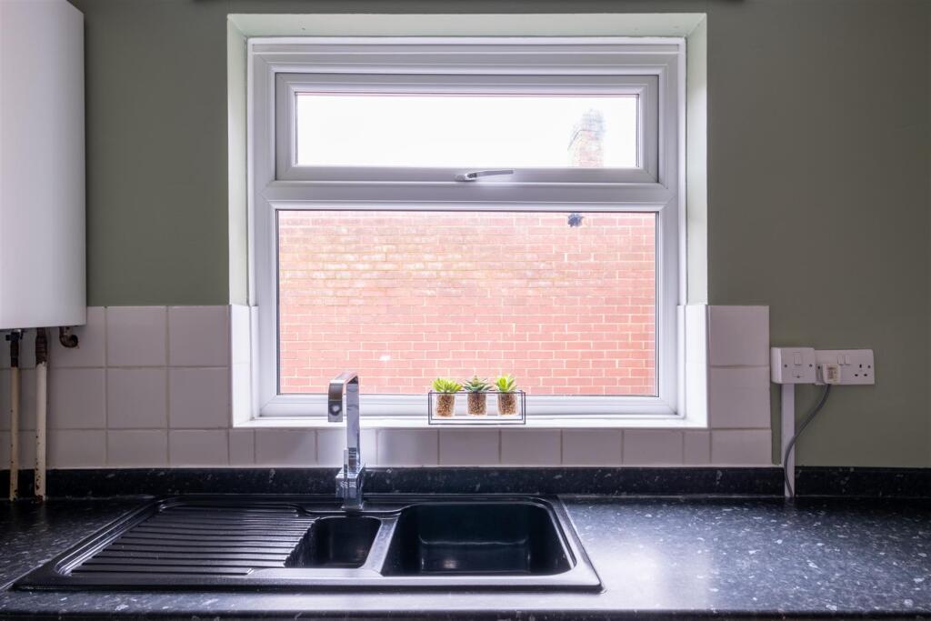 89 Hostpur Street HE-14.jpg