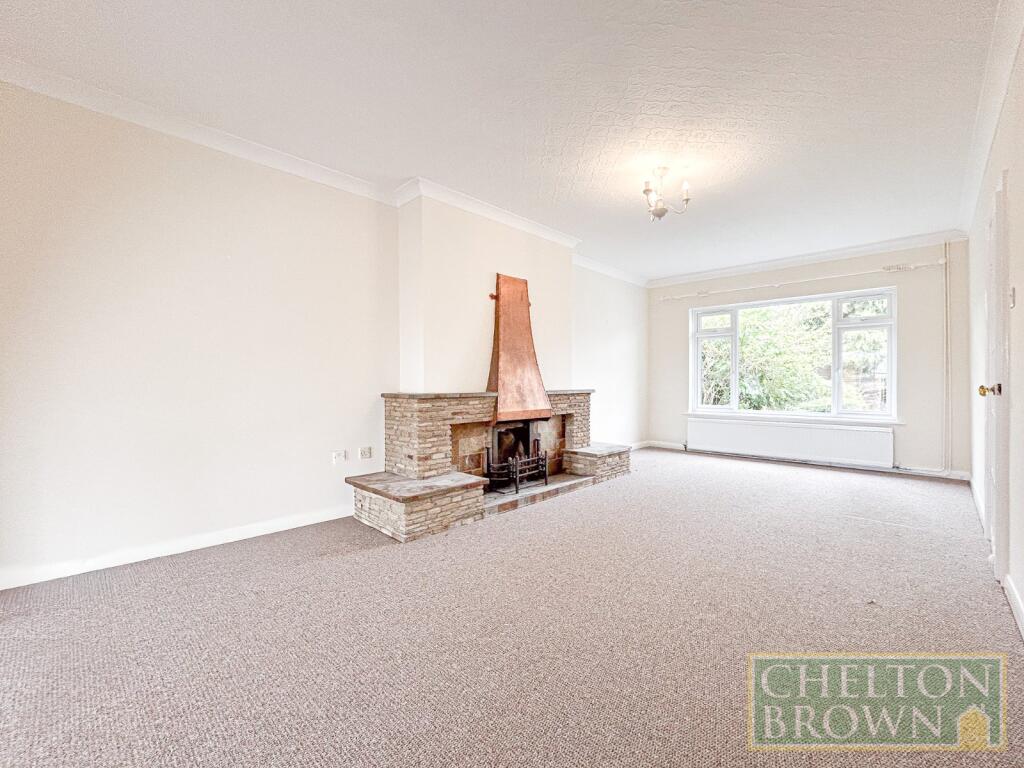 Living/Dining Room