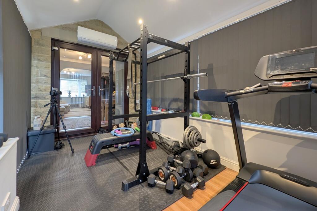 Ewemove Brighouse - Withinfield Southowram (23)