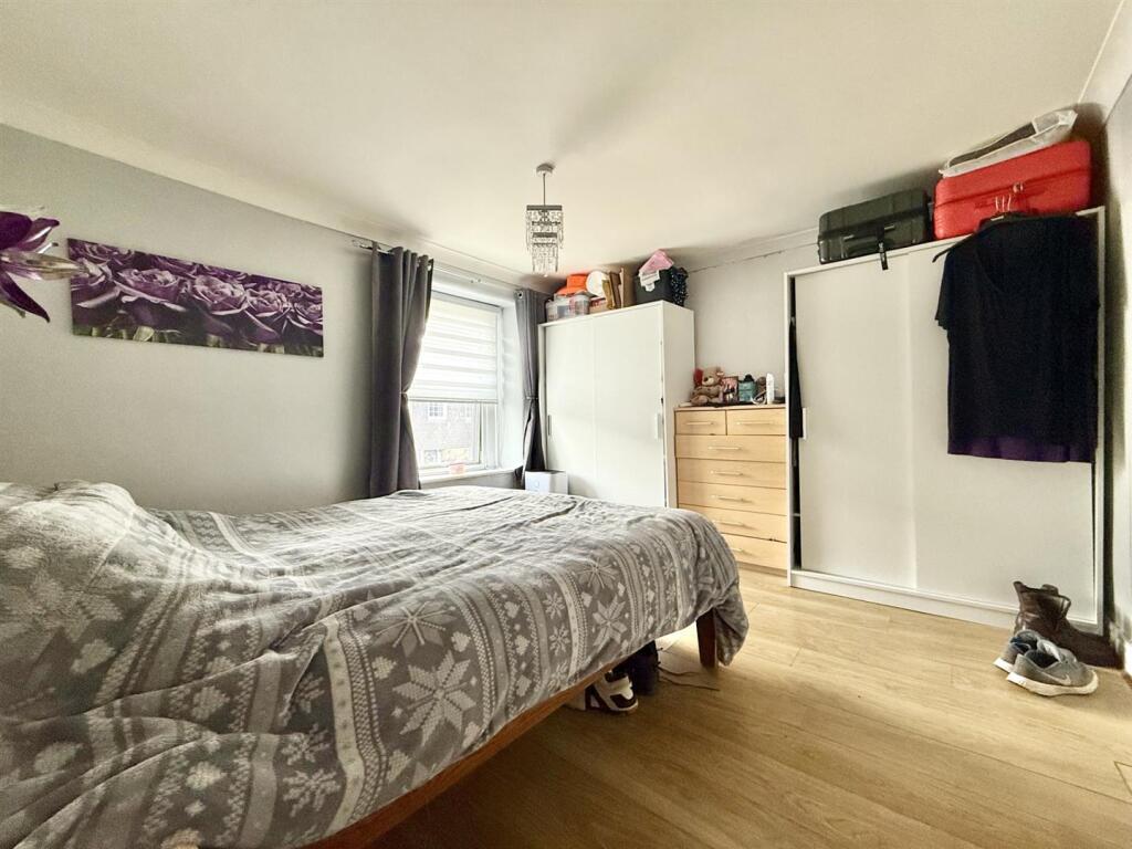 Bedroom.jpg