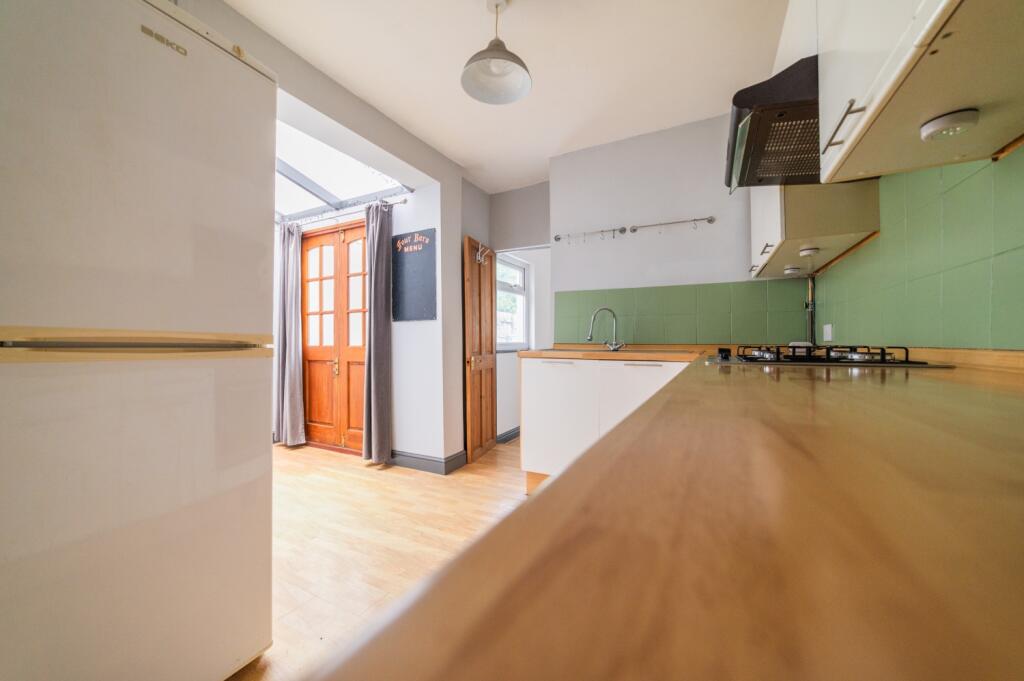 Call 02920 454555 to secure your viewing_5