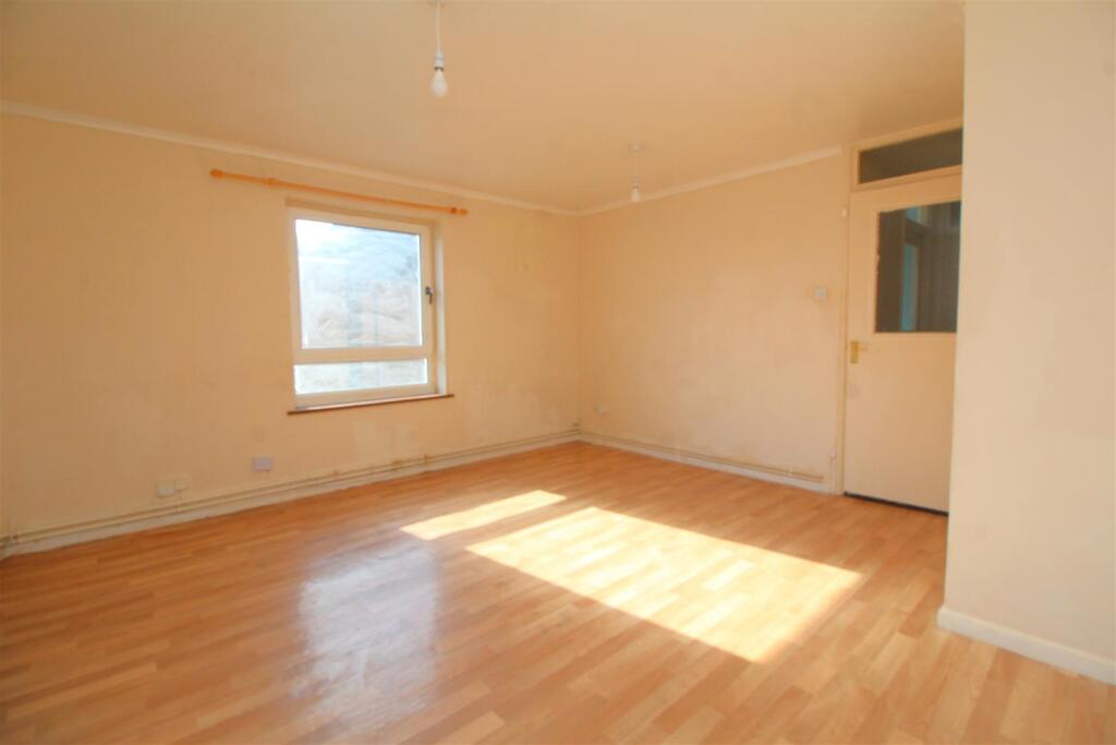 living room 1 .JPG