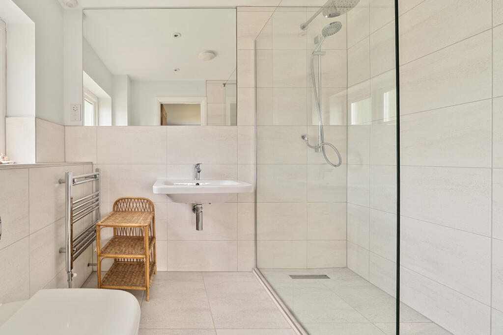 Ensuite Shower Room
