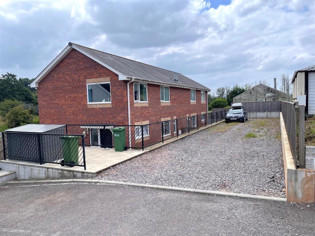 Approach to Lavender House