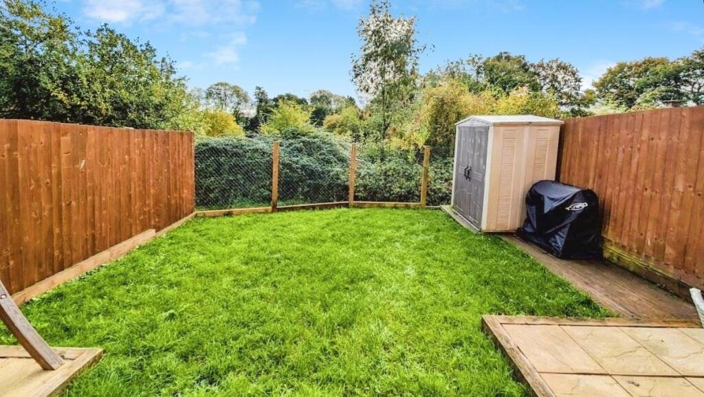 37 Hollybrook rear garden a.jpg