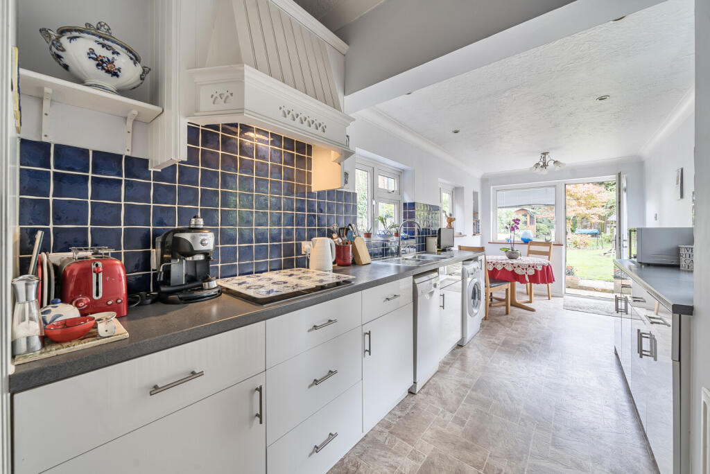 1358718-15-68dabe...