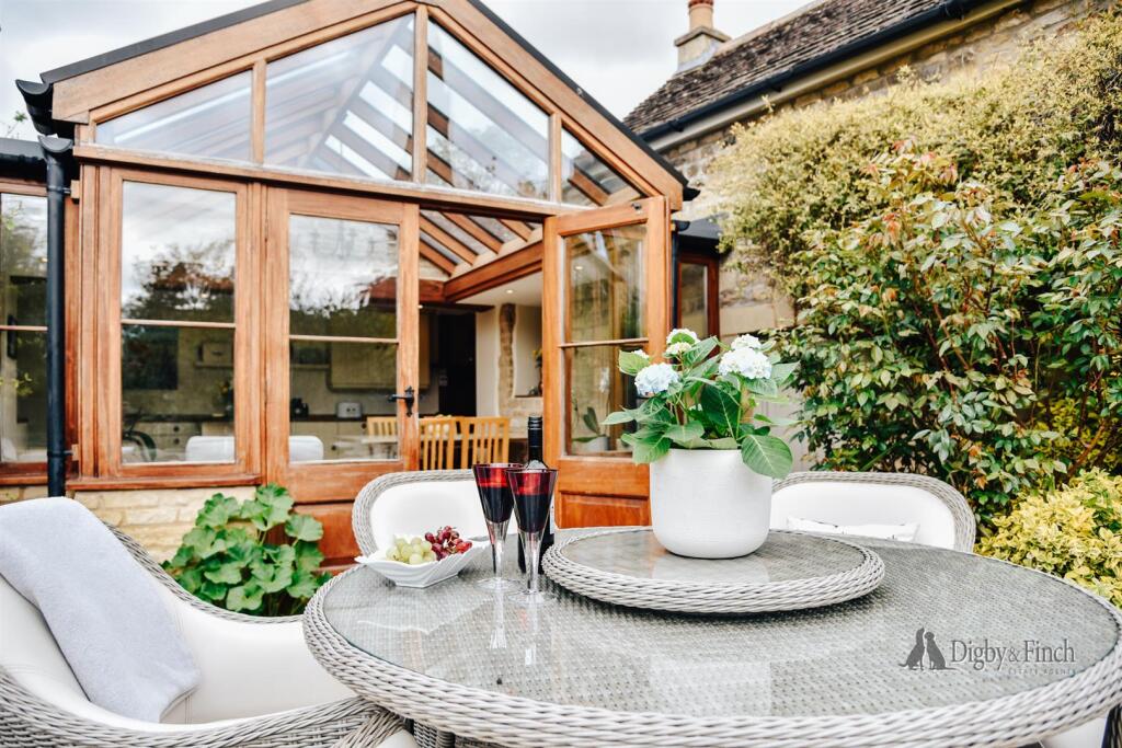 6 Chapel Lane, Ketton -18.jpg