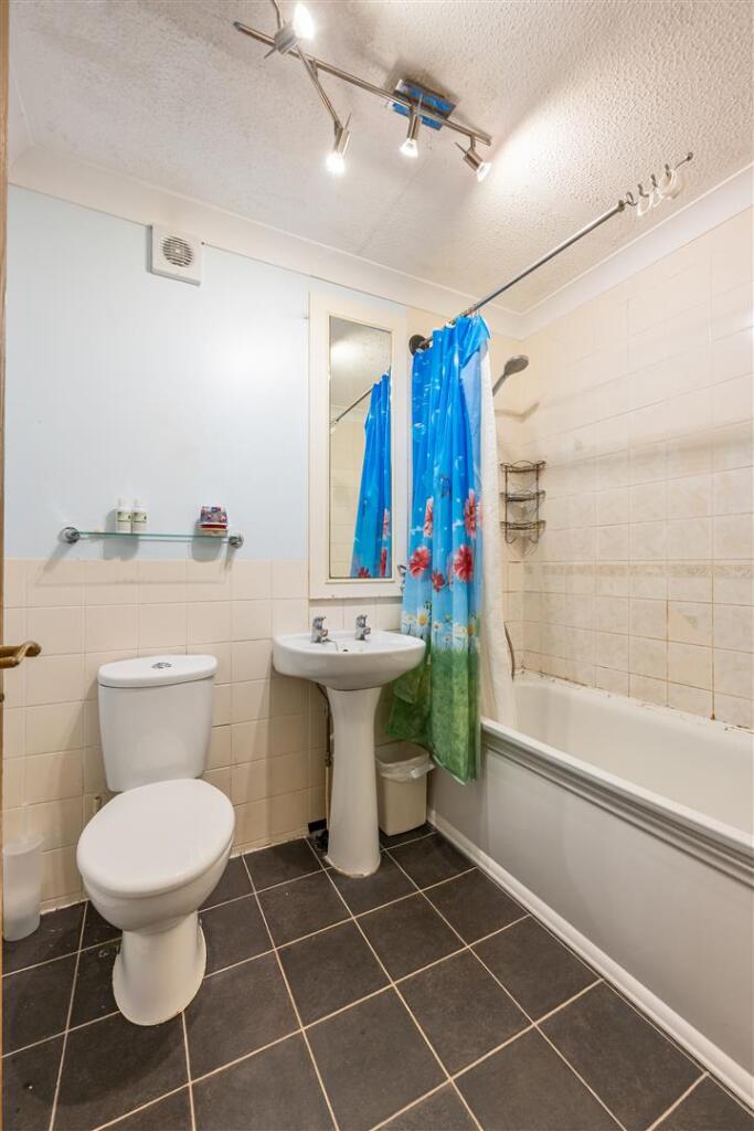 Handsworth Avenue, E4