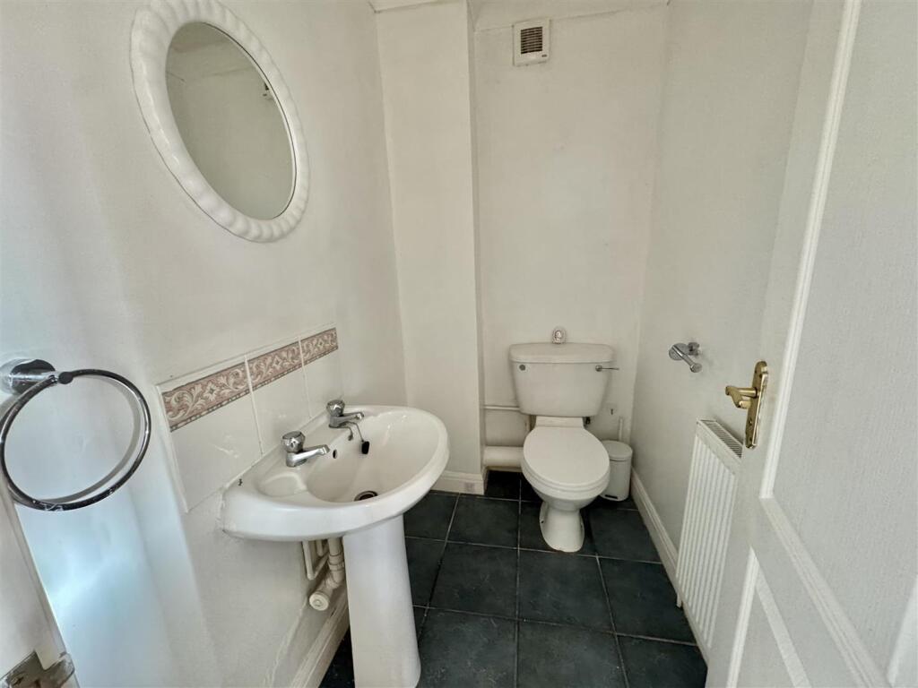 CLOAKROOM