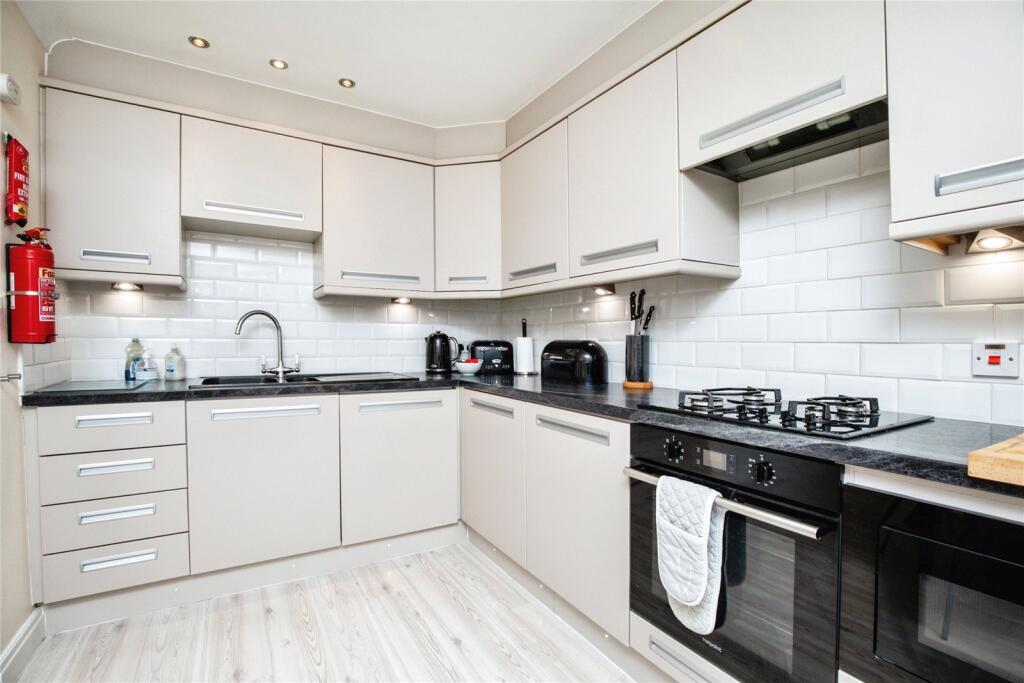 Picture No. 06