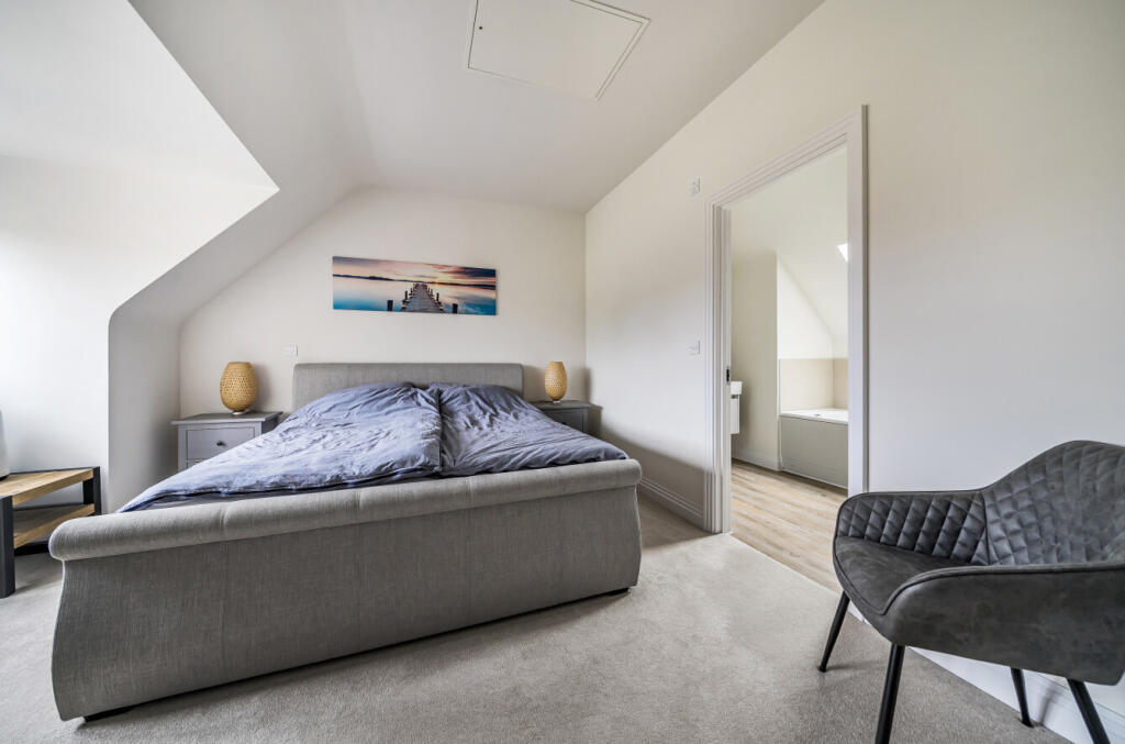 1327487-10-688b8d...