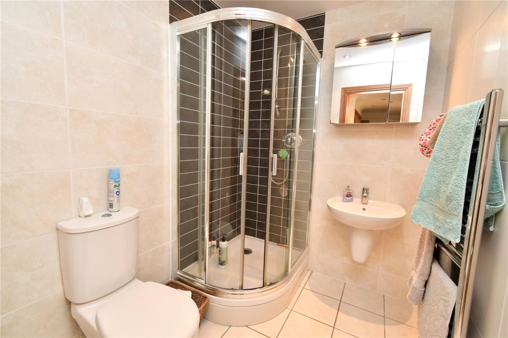 Family Shower Room