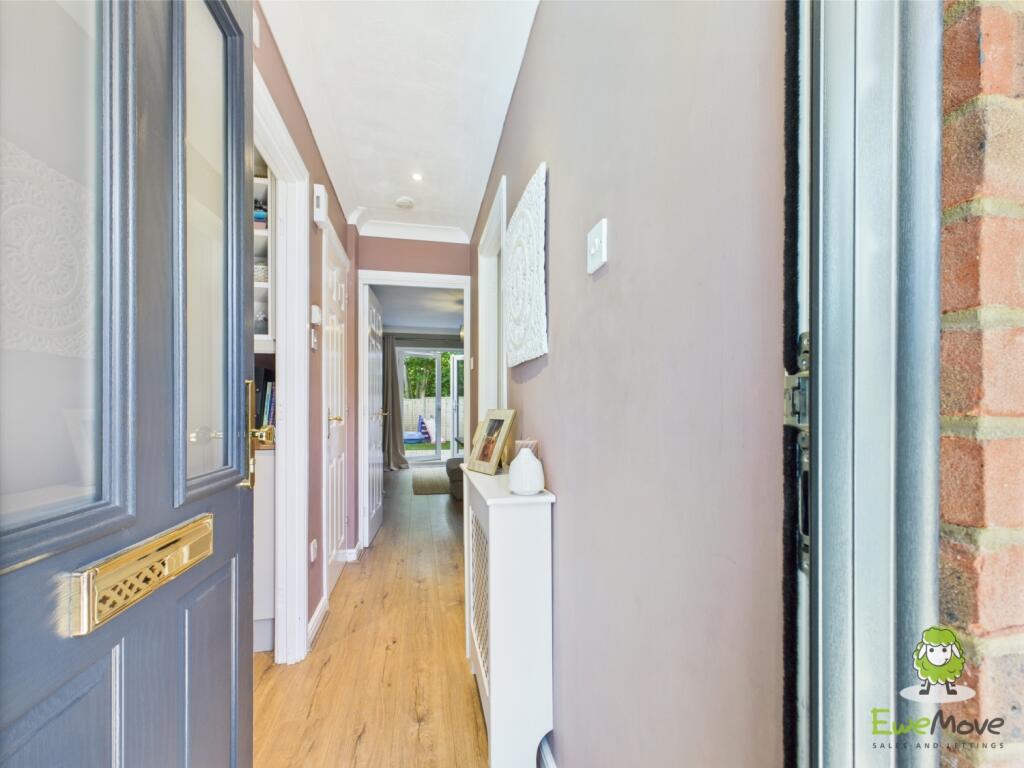 EweMove Estate Agents Basingstoke - Lime Gardens 