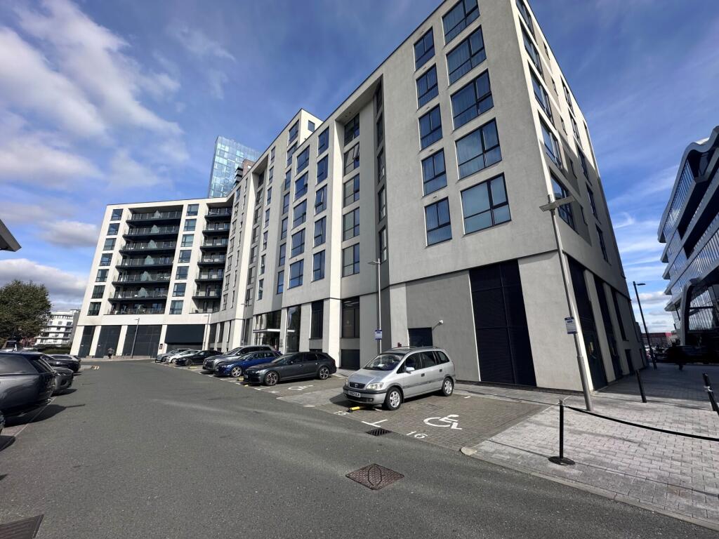 306 Alexandra Wharf, 2 Maritime Walk, Ocean Village, Southampton, SO14 3QS