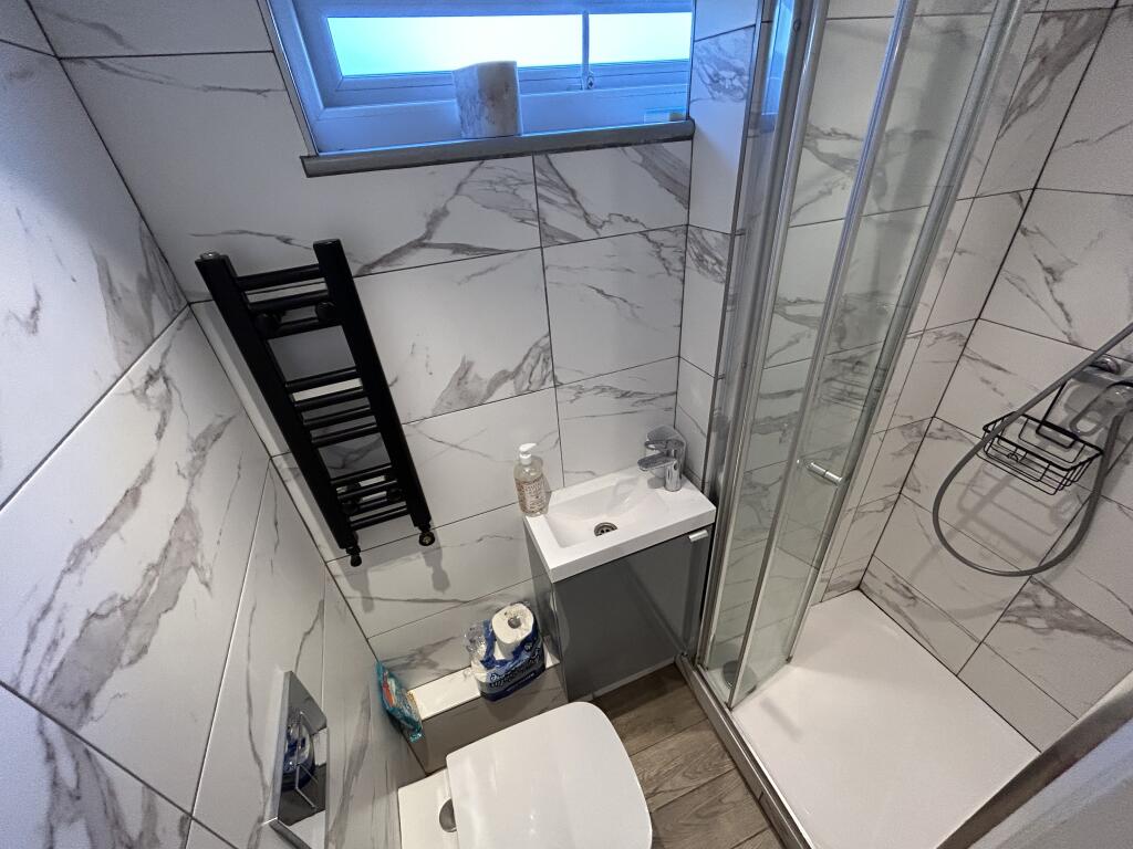 En-suite Bathroom