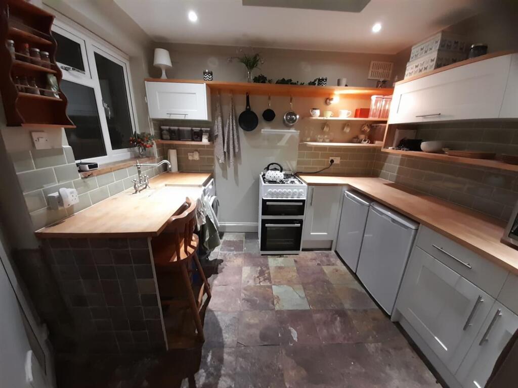 Kitchen1