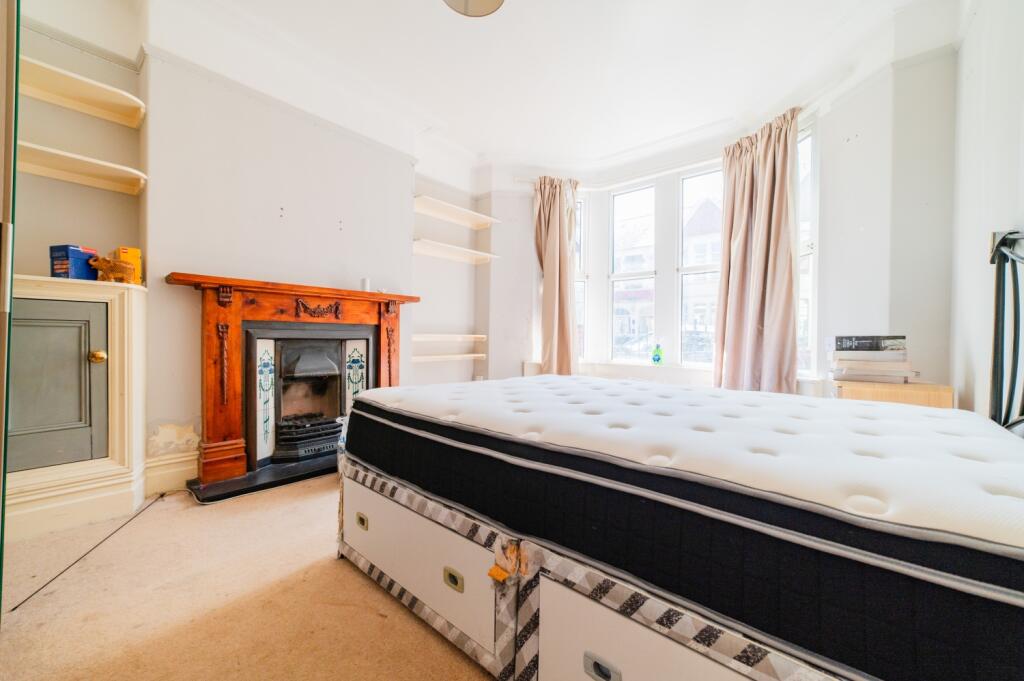 Call 02920 454555 to secure your viewing_8